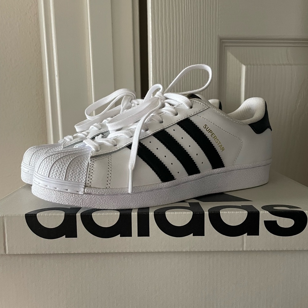 ADIDAS Superstar Shoes - Size 9